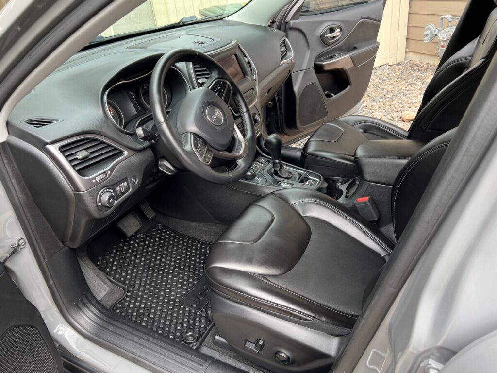 Interior Detailing, Auto Detailing in thornton